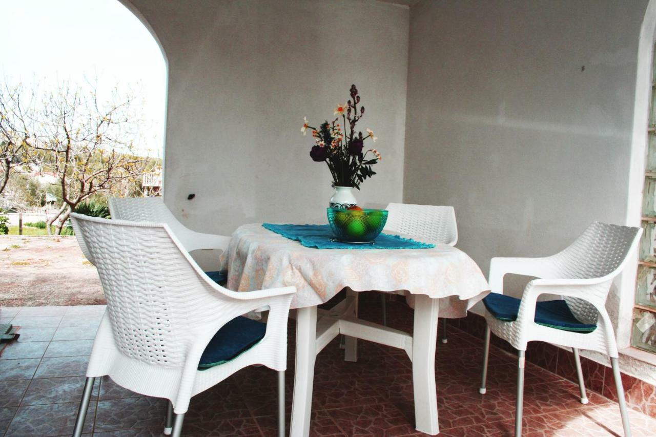 Apartment Azriel Vir Extérieur photo