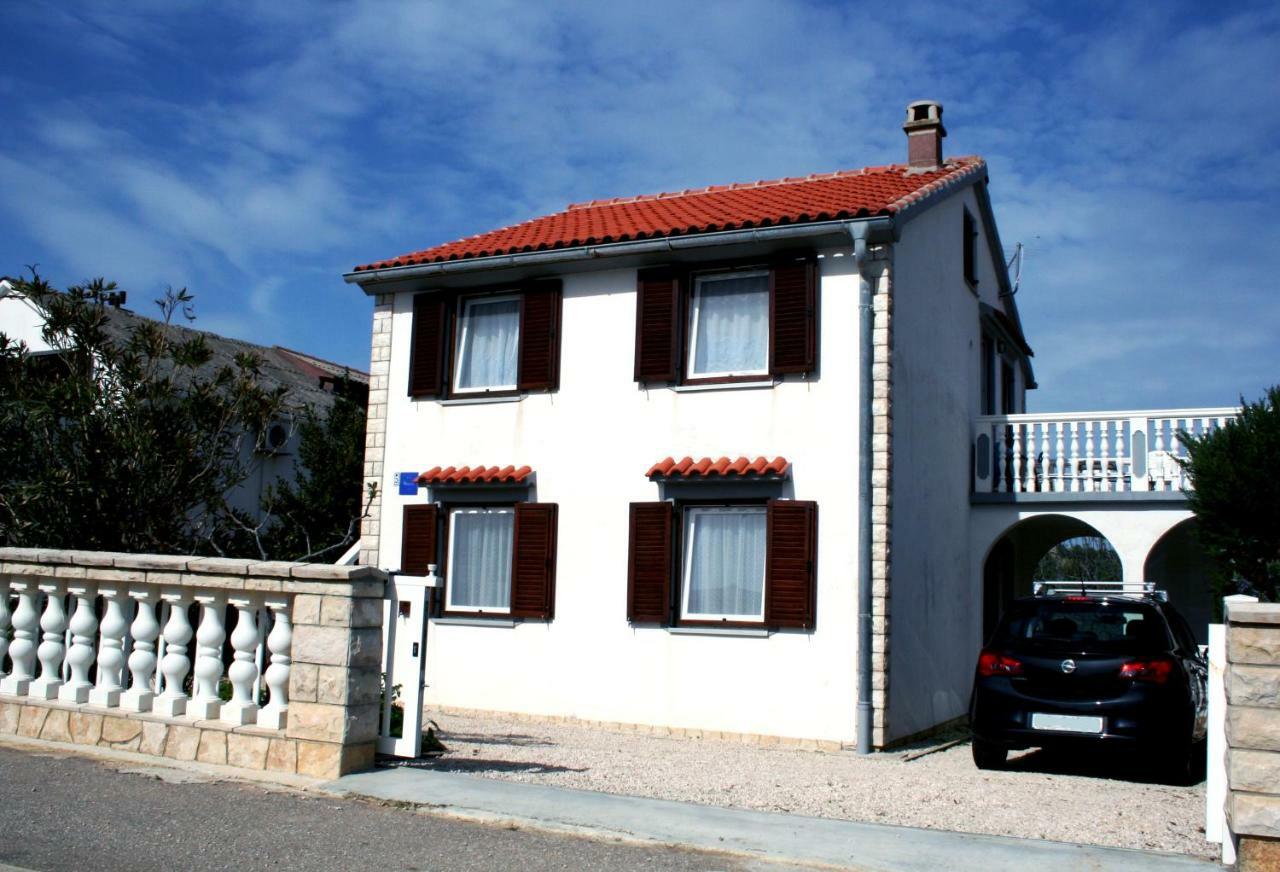 Apartment Azriel Vir Extérieur photo